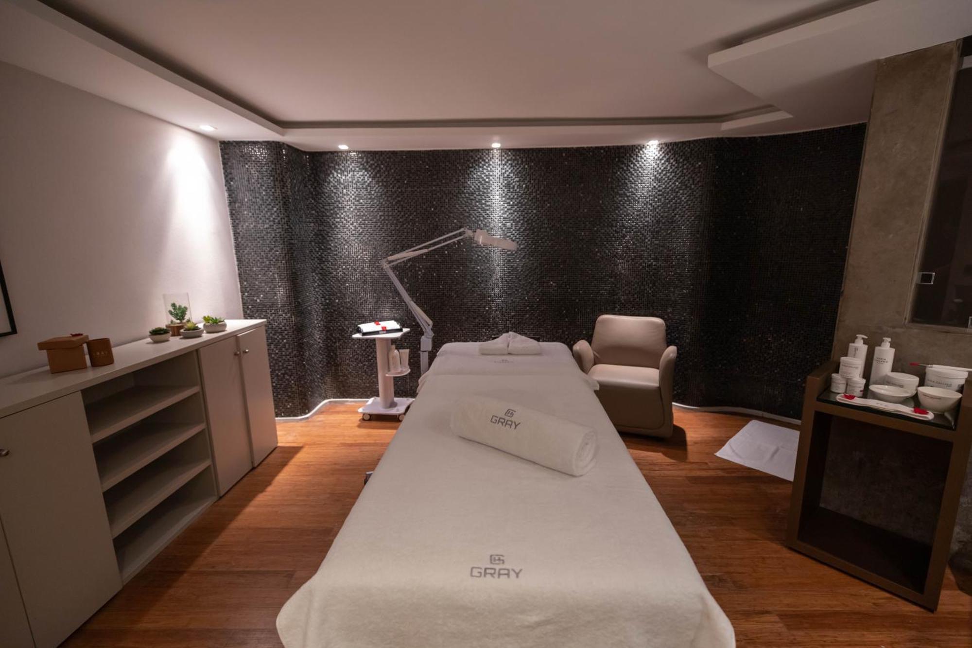 Gray Boutique Hotel Casablanca Exteriör bild A treatment room at the spa