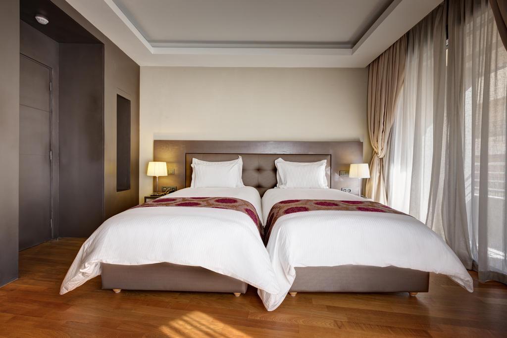 Gray Boutique Hotel Casablanca Exteriör bild A bedroom at the hotel