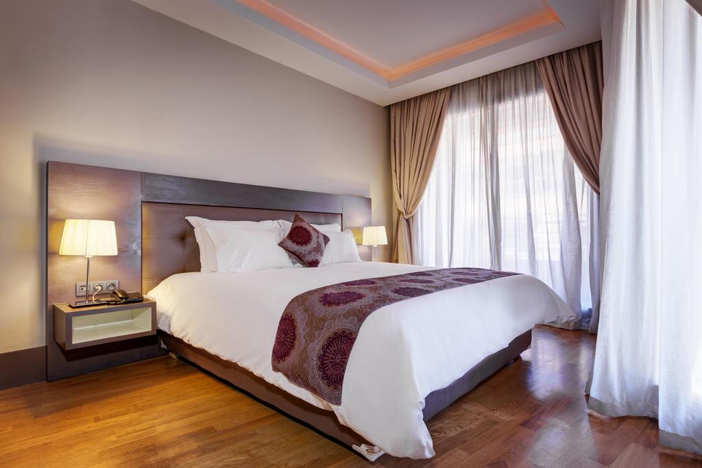 Gray Boutique Hotel Casablanca Exteriör bild A bedroom at the hotel