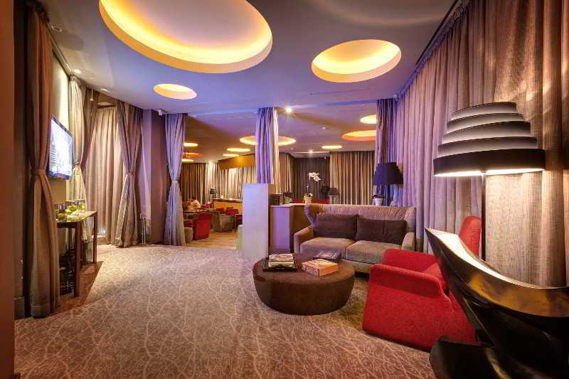 Gray Boutique Hotel Casablanca Exteriör bild The interior of the lounge