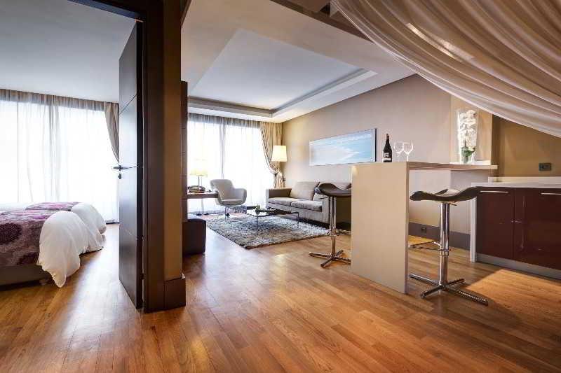 Gray Boutique Hotel Casablanca Exteriör bild Suite