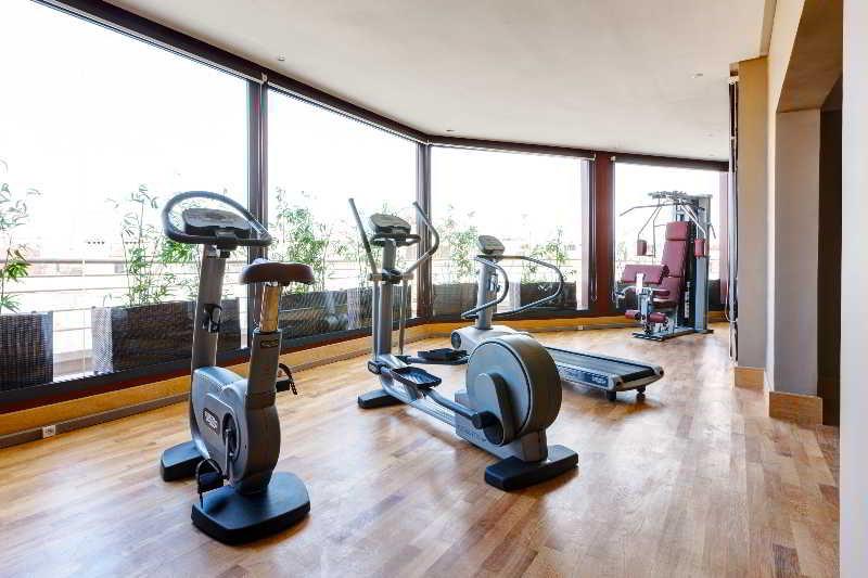 Gray Boutique Hotel Casablanca Exteriör bild The gym at the hotel